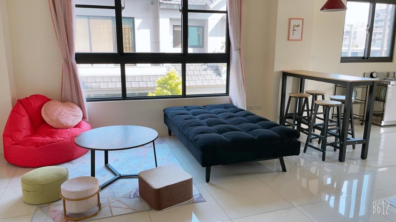 梨幸日和 Good Days In Liko Acomodação com café da manhã Kaohsiung Exterior foto