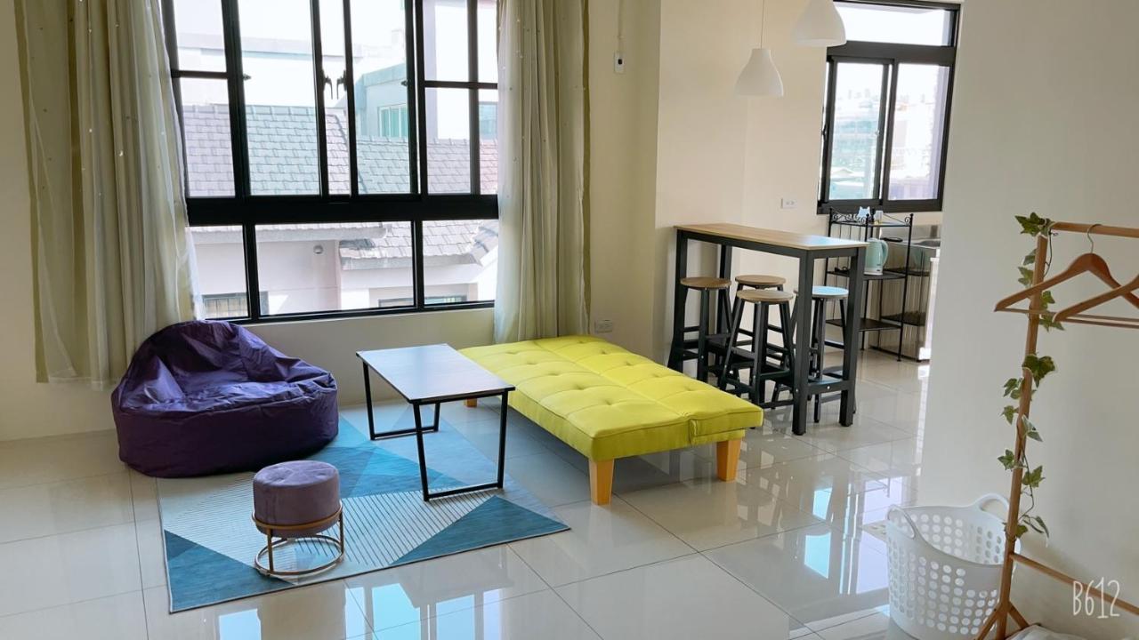 梨幸日和 Good Days In Liko Acomodação com café da manhã Kaohsiung Exterior foto